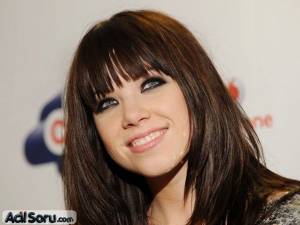 carly-rae-jepsen-sarkici.jpg