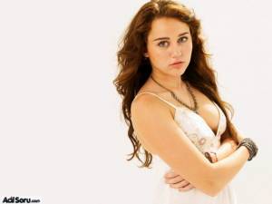 miley-cyrus-wallpapers.jpg