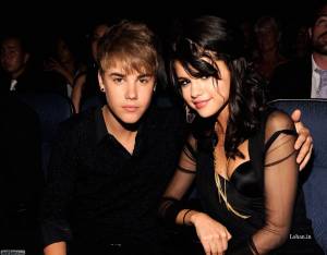 justin-bieber-ve-selena-gomez-2013.jpg