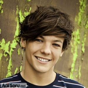 louis-tomlinson-4.jpg