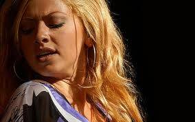 hadise-11.jpg